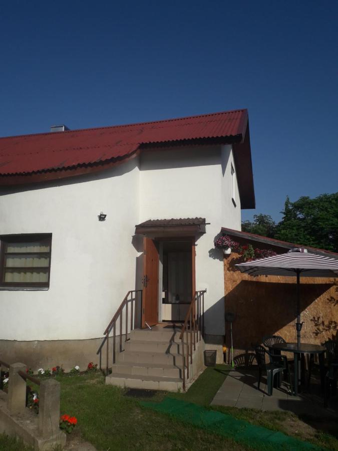 Ginto Svetingi Namai Hostel Vilnius Exterior photo