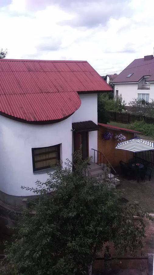 Ginto Svetingi Namai Hostel Vilnius Exterior photo